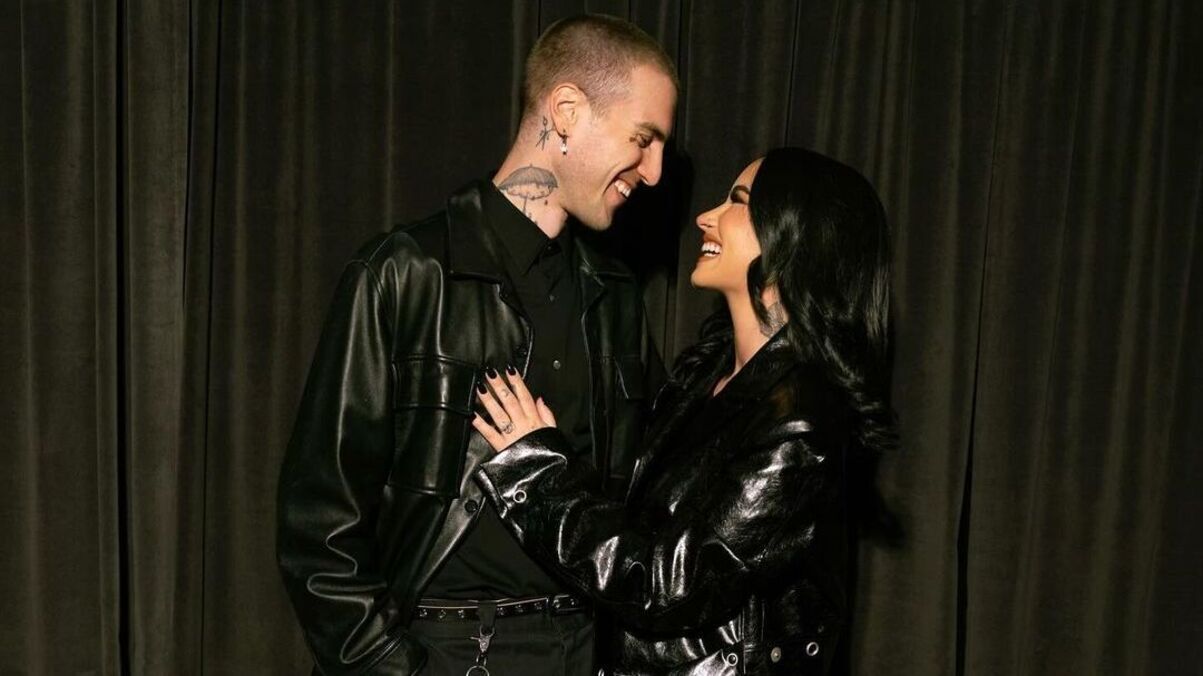 Демі Ловато з нареченим Демі Ловато з нареченим