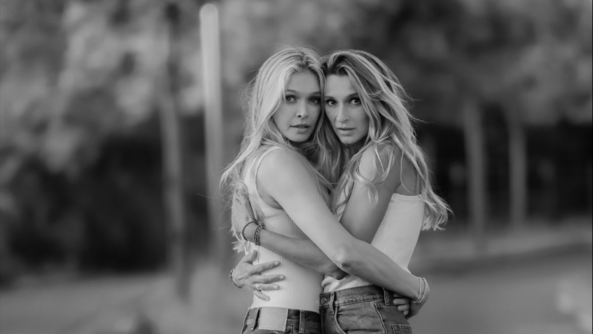 TAYANNA отреагировала на хейт за дуэт с Брежневой TAYANNA отреагировала на хейт за дуэт с Брежневой