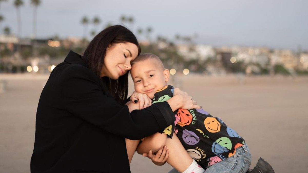 Алина Шаманская с сыном Алина Шаманская с сыном