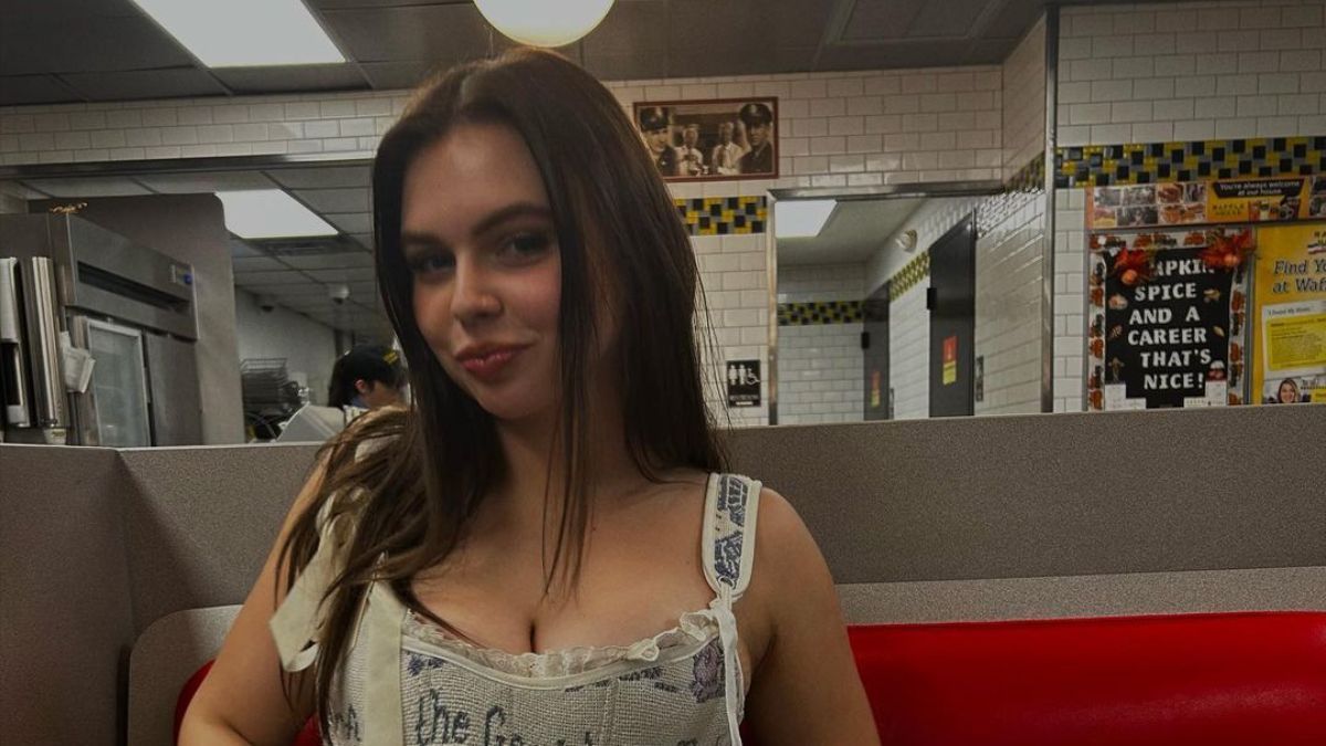 Злата Мітчелл показала спільне фото з зірковою матусею Злата Мітчелл показала спільне фото з зірковою матусею