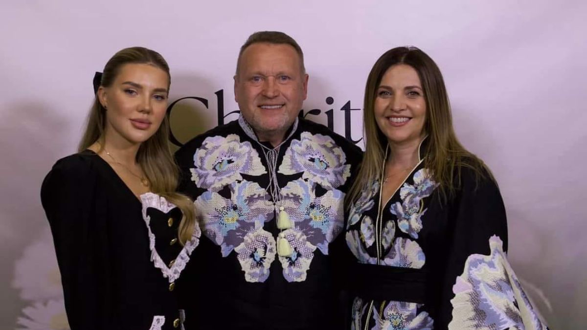 Гринкевич з дружиною Світланою та донькою Ольгою Гринкевич з дружиною Світланою та донькою Ольгою