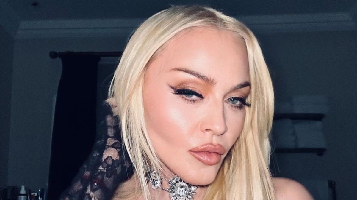 Фанаты подали в суд на Мадонну Фанаты подали в суд на Мадонну