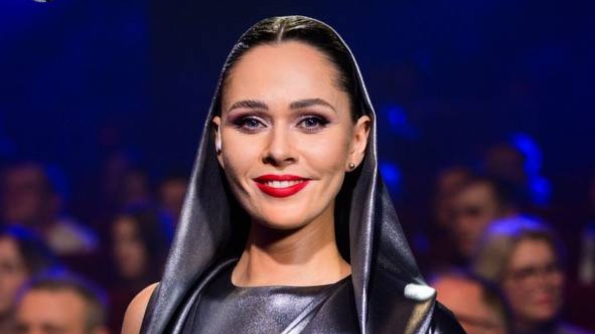 Реакція глядачів на ведучу Юлію Саніну Реакція глядачів на ведучу Юлію Саніну