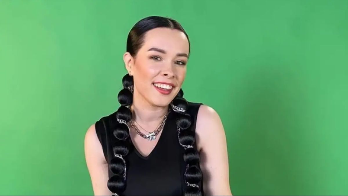 Перекладачка жестової мови вразила на Нацвідборі-2024 Перекладачка жестової мови вразила на Нацвідборі-2024