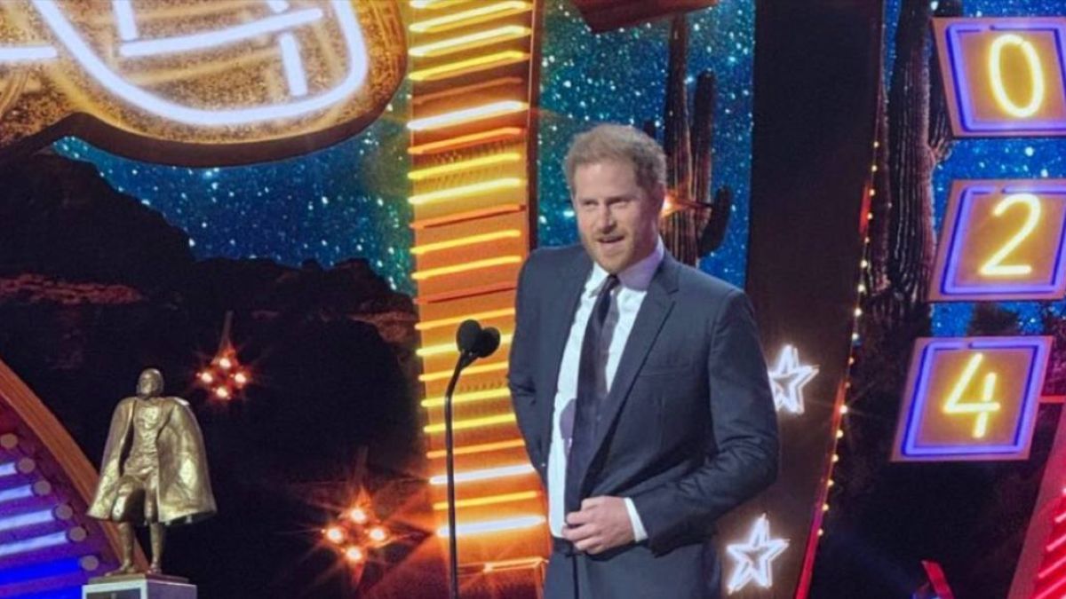 Принц Гаррі не згадав батька Чарльза III у промові Принц Гаррі не згадав батька Чарльза III у промові