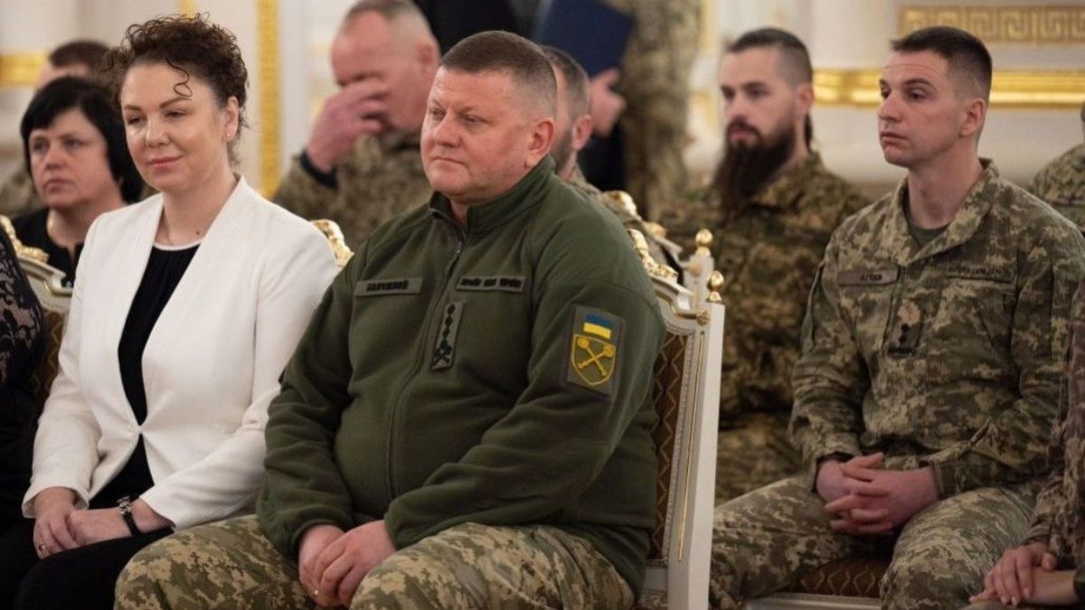 Валерій та Олена Залужні Валерій та Олена Залужні