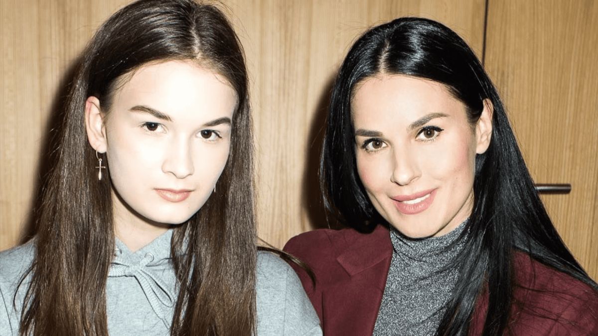 Єфросиніна привітала доньку Нану з днем народження Єфросиніна привітала доньку Нану з днем народження