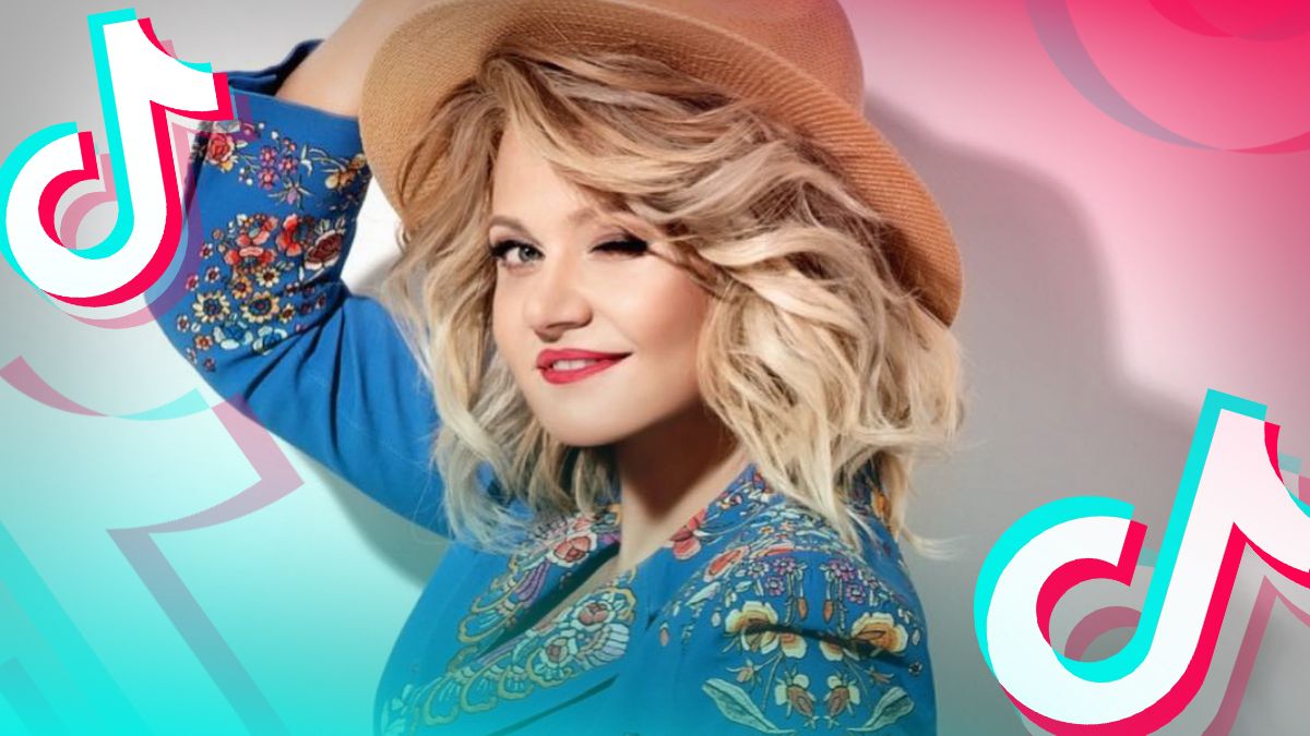 Вслед за облаками и георгинами: "Девушка-весна" Бучинской становится вирусной в тиктоке - Show Вслед за облаками и георгинами: "Девушка-весна" Бучинской становится вирусной в тиктоке - Show