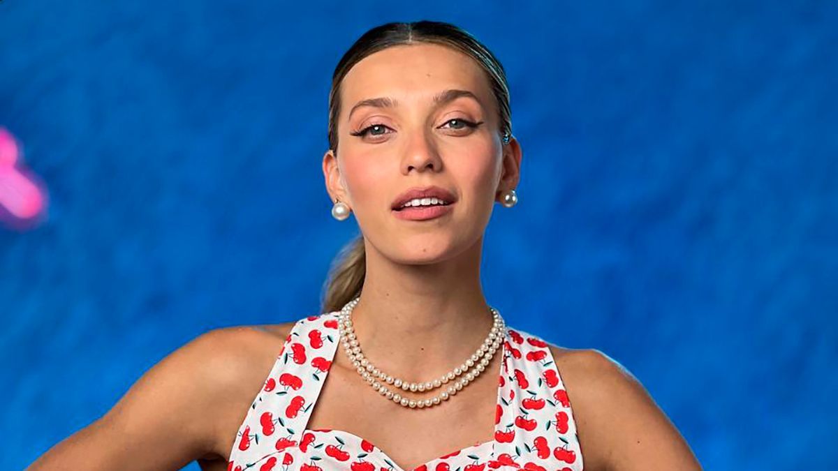 Предательница Регина Тодоренко получила гражданство России - Show Предательница Регина Тодоренко получила гражданство России - Show