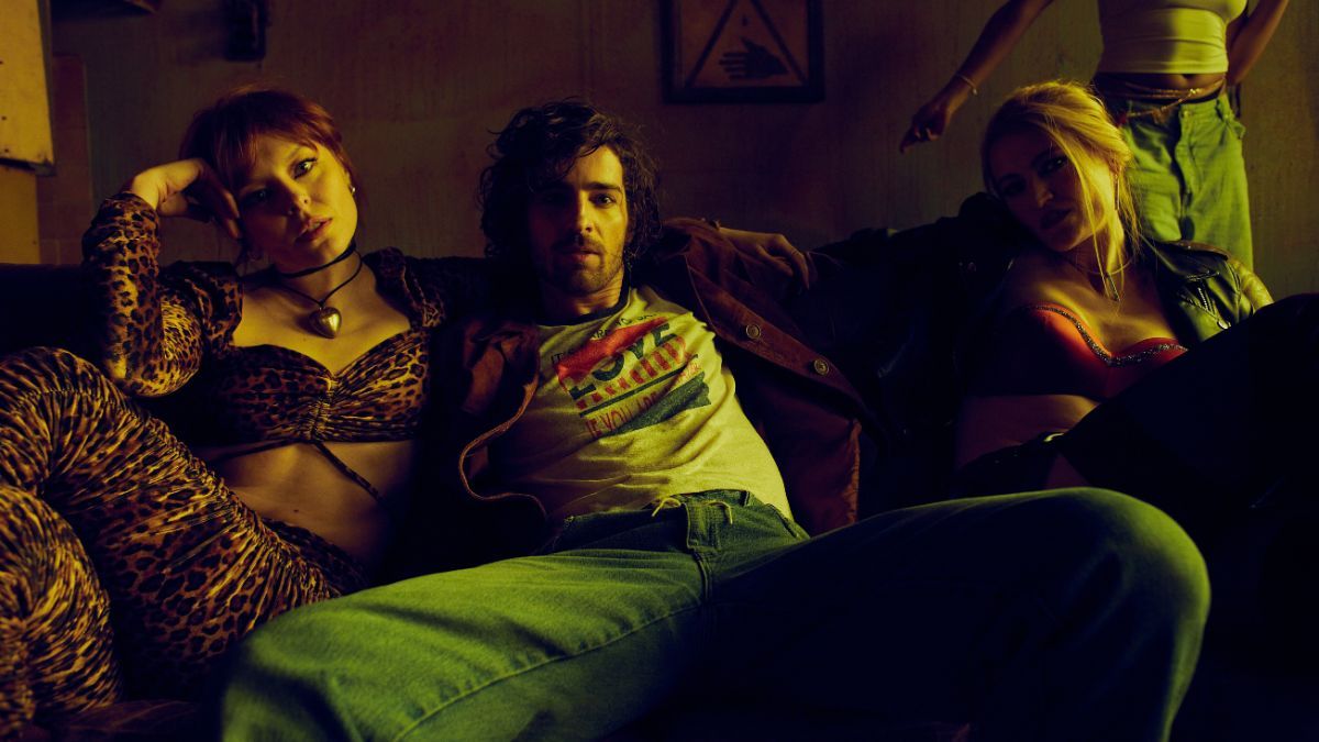 Новий кліп Дантеса Новий кліп Дантеса