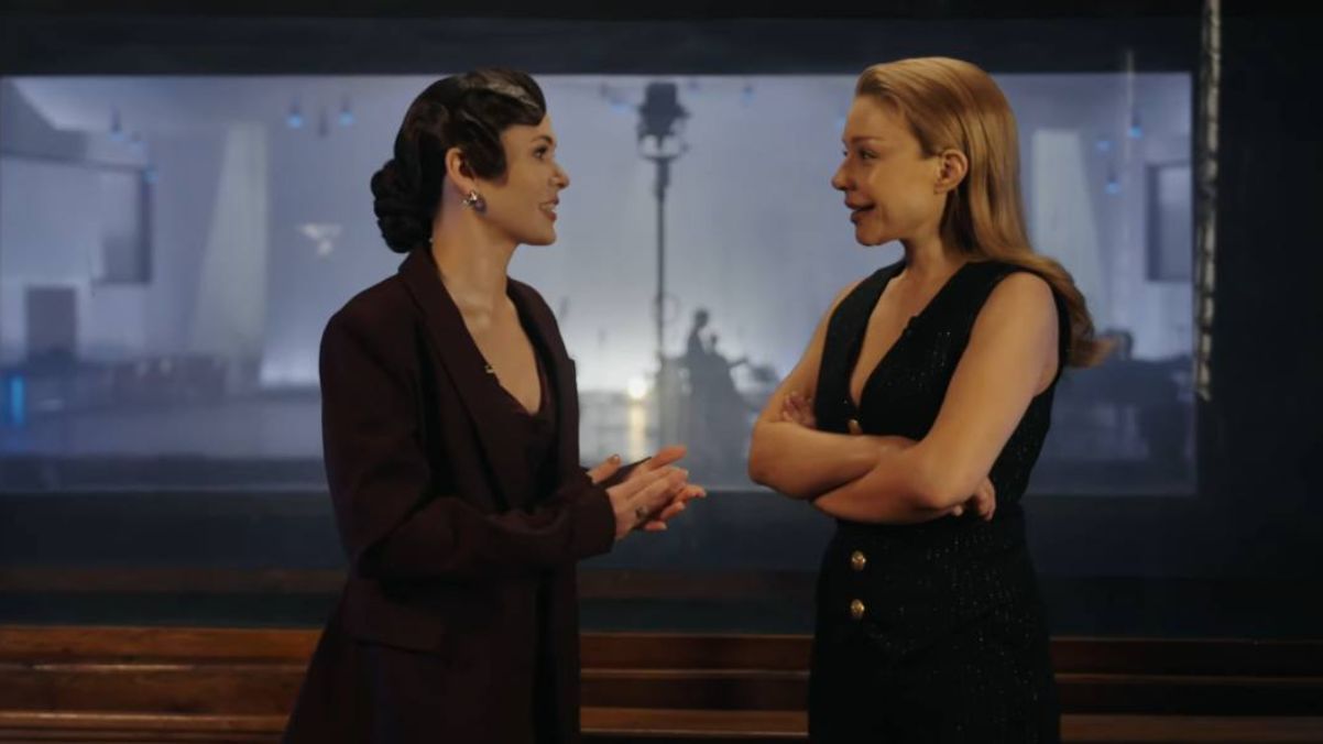 Тина Кароль и Юлия Санина на шоу "Дом Звукозаписи" Тина Кароль и Юлия Санина на шоу "Дом Звукозаписи"