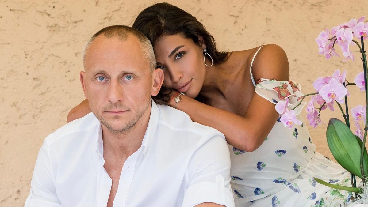 Санта Димопулос вместе с экс-супругом Игорем Кучеренко и детьми Санта Димопулос вместе с экс-супругом Игорем Кучеренко и детьми