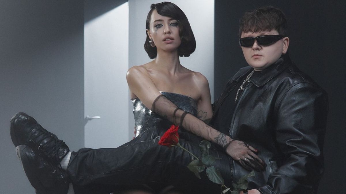 Дорофеева и Лебига - А я все плакала - смотреть видео онлайн Дорофеева и Лебига - А я все плакала - смотреть видео онлайн