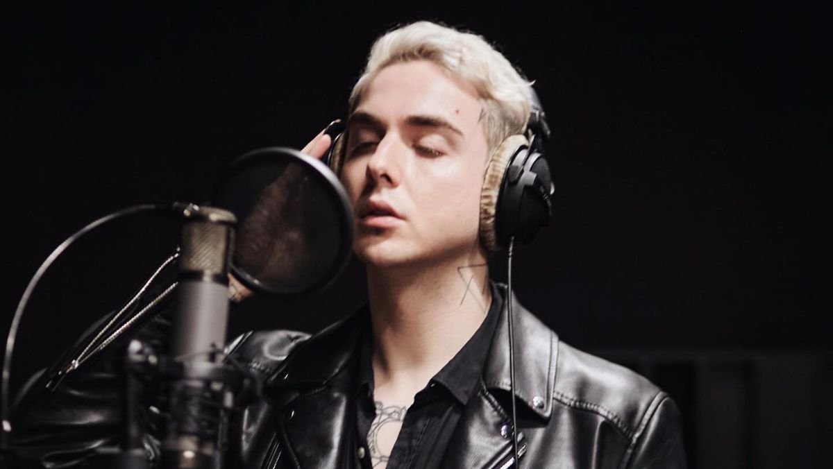 MELOVIN про подробиці страшної трагедії 15 березня MELOVIN про подробиці страшної трагедії 15 березня