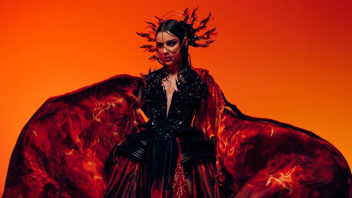 Ангеліна Усанова Ангеліна Усанова