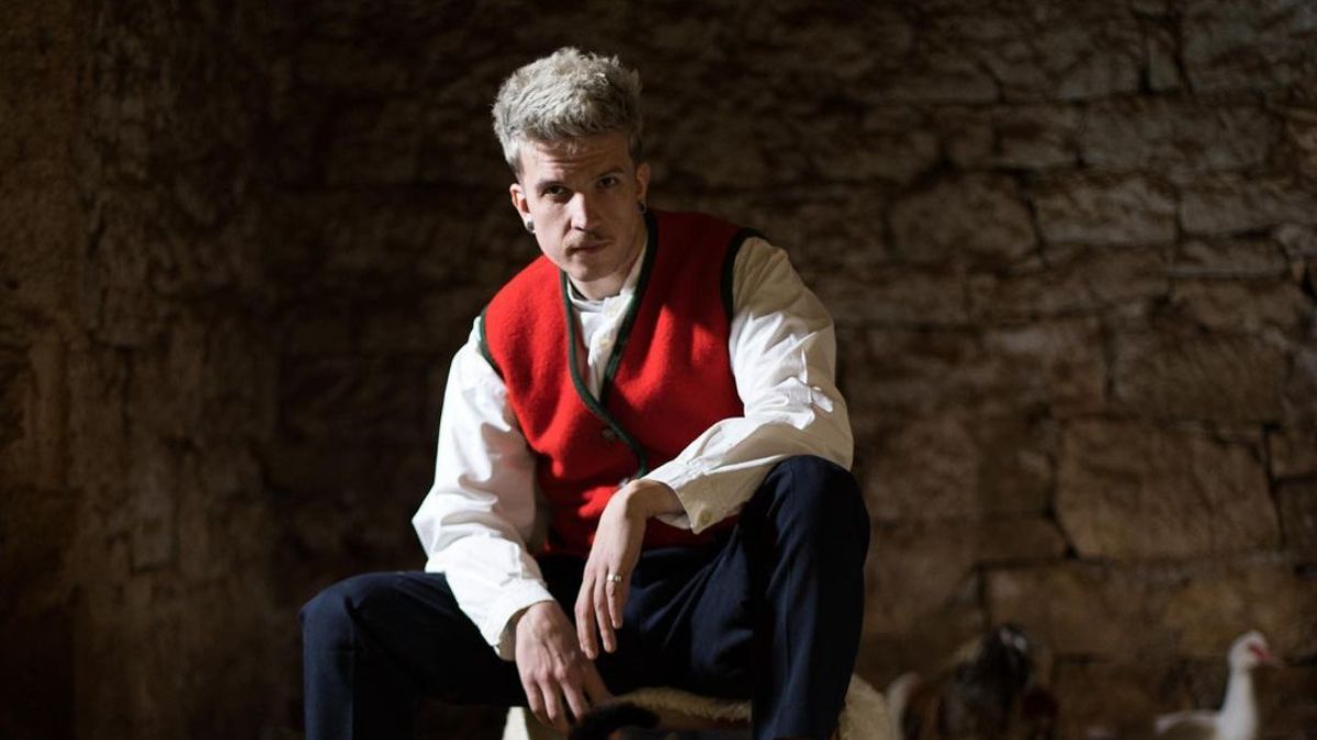 Співає про мігрантів: хто є фаворитом букмекерів Євробачення-2024 - Show Співає про мігрантів: хто є фаворитом букмекерів Євробачення-2024 - Show