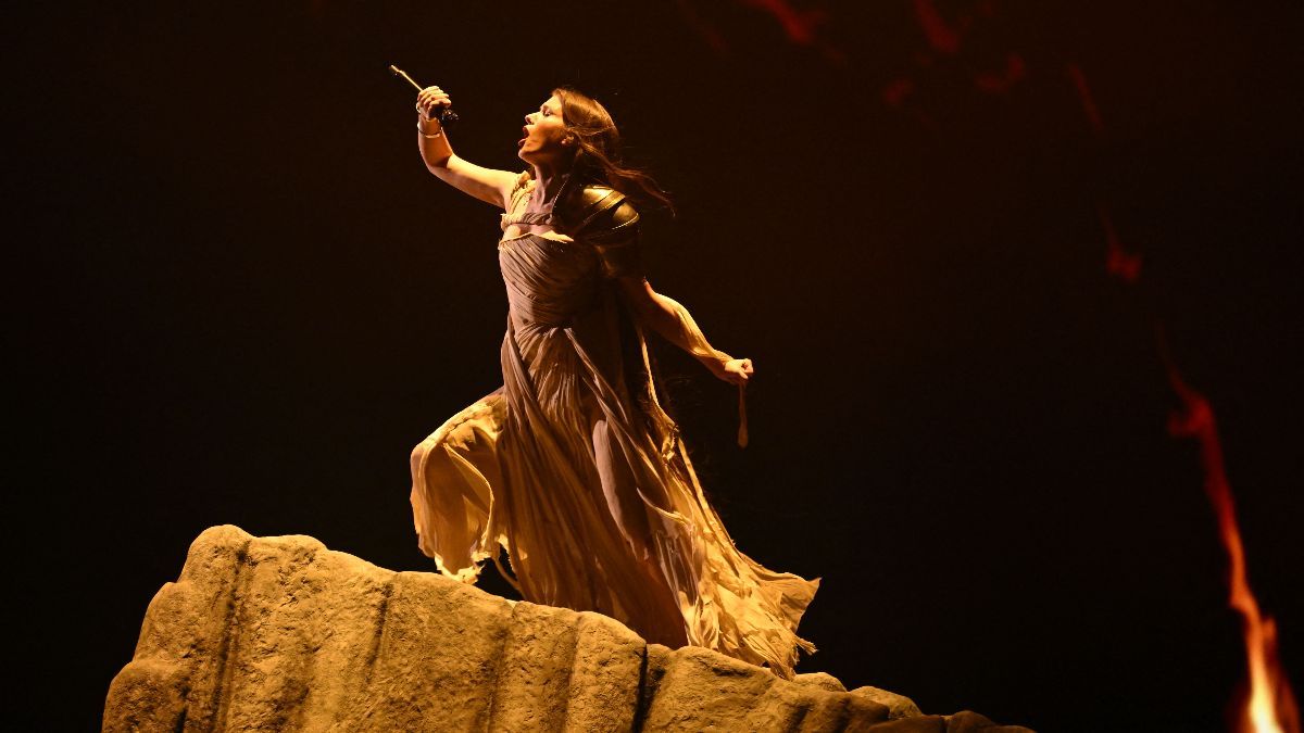 Jerry Heil травмировалась на Евровидении 2024 - что произошло Jerry Heil травмировалась на Евровидении 2024 - что произошло