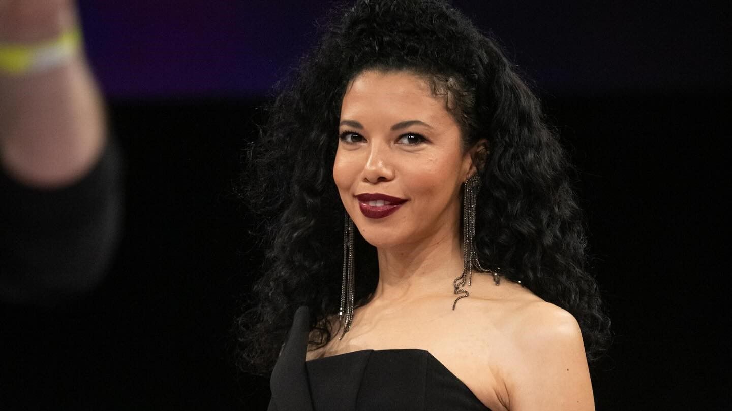 Каролина Ашион Каролина Ашион