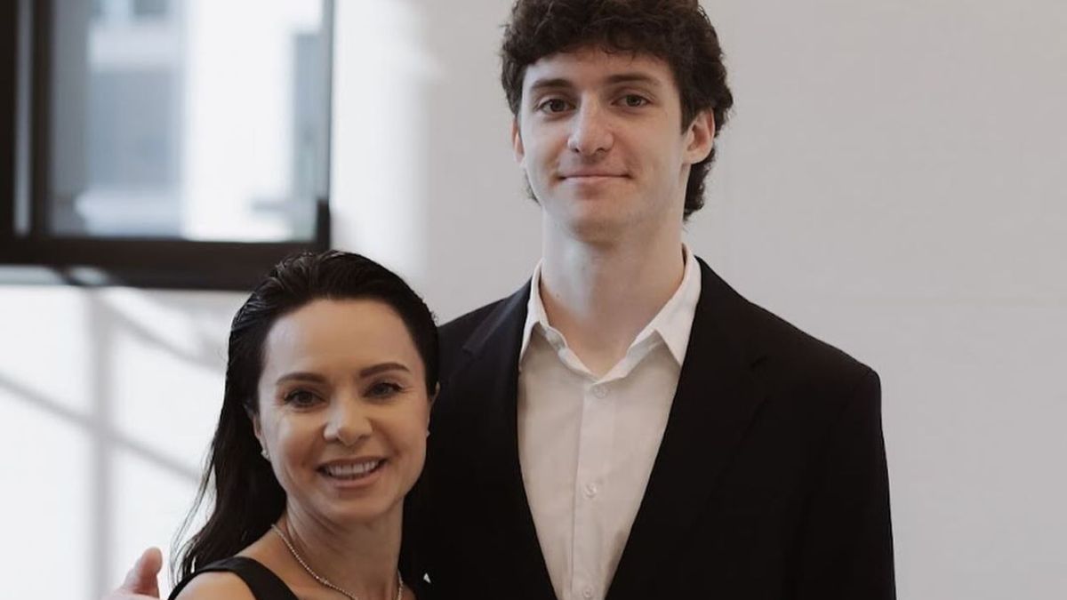 Лилия Подкопаева с сыном Лилия Подкопаева с сыном