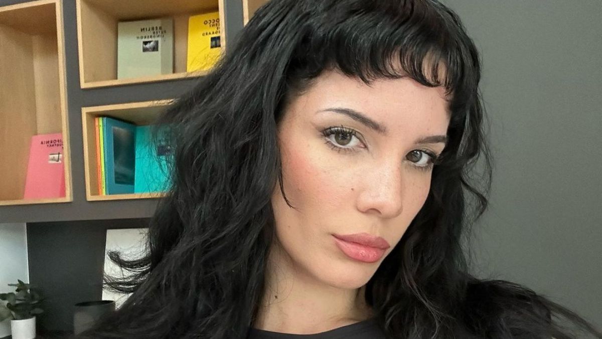 Будут у меня на протяжении всей жизни, – 29-летняя певица Холзи впервые рассекретила свои диагнозы - Show Будут у меня на протяжении всей жизни, – 29-летняя певица Холзи впервые рассекретила свои диагнозы - Show