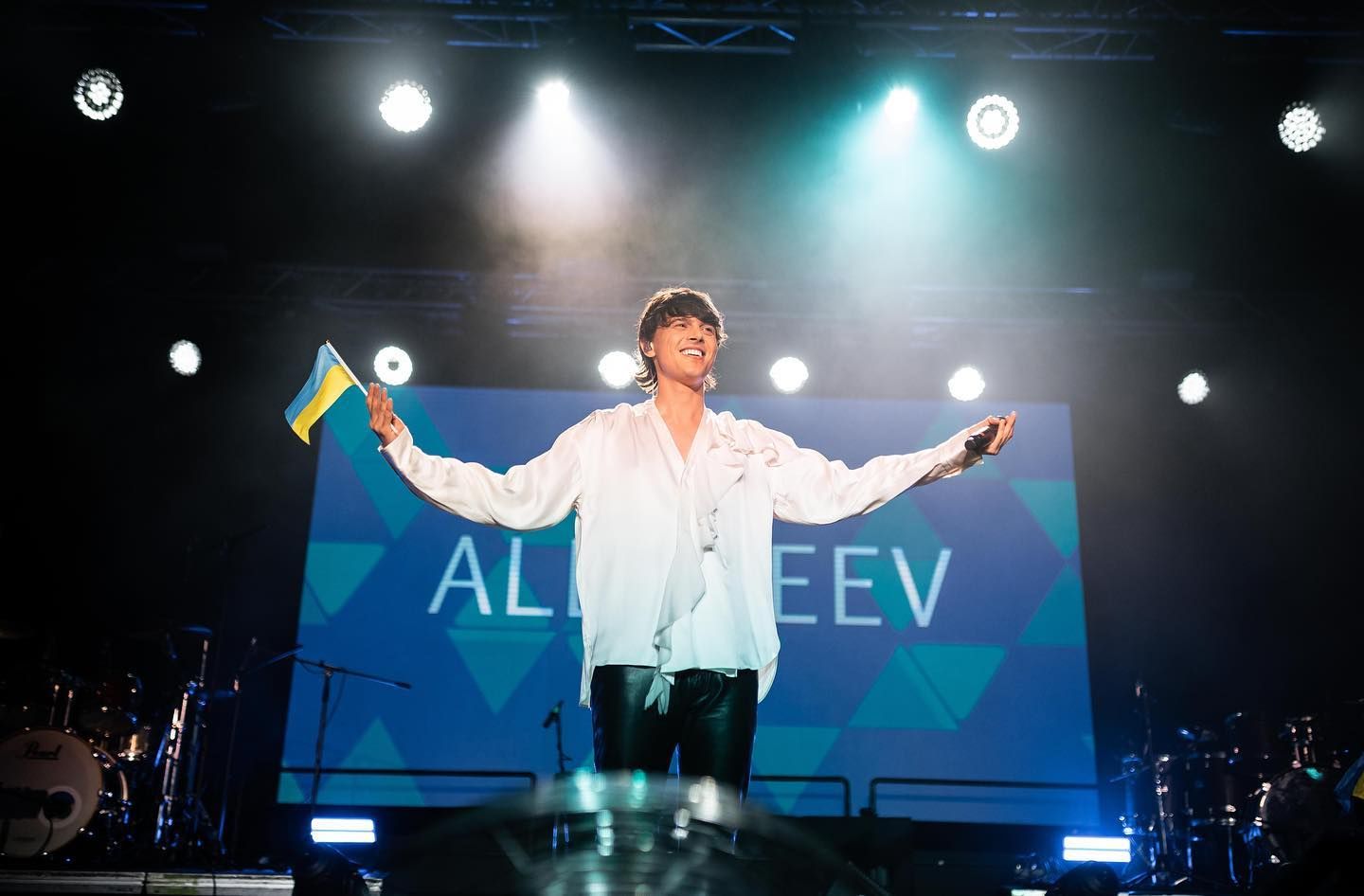 Alekseev - биография, звездный путь, участие в Евровидении-2018, песни,  личная жизнь - Show