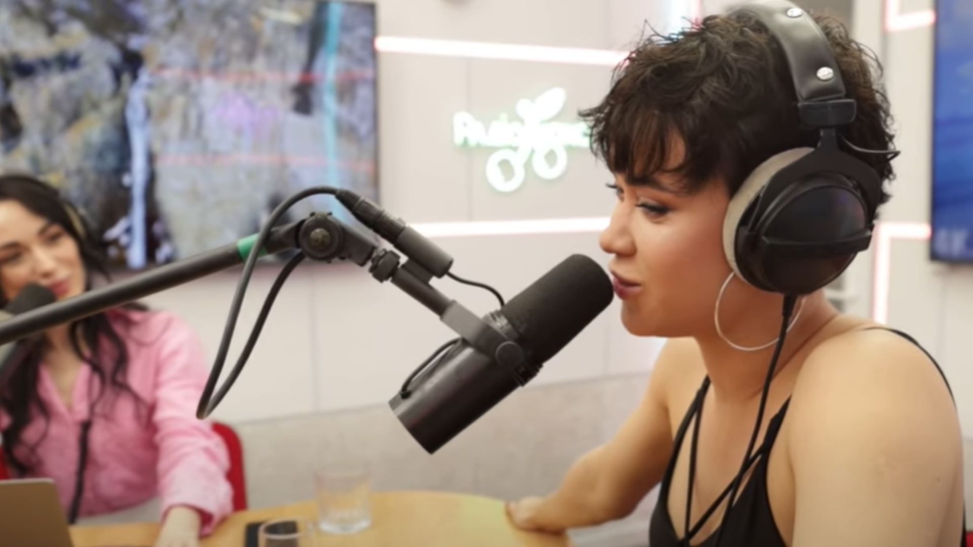 Lida Lee призналась, какие у нее отношения с Даниэлем Салемом - видео - Show Lida Lee призналась, какие у нее отношения с Даниэлем Салемом - видео - Show