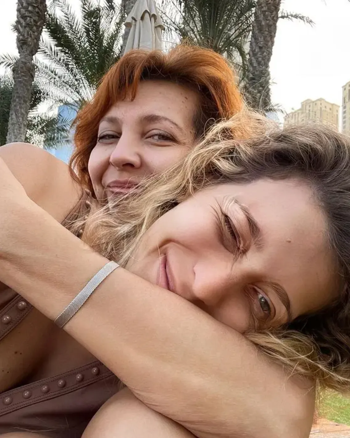 Порно жалау бейнелері Видео порно сауу ком