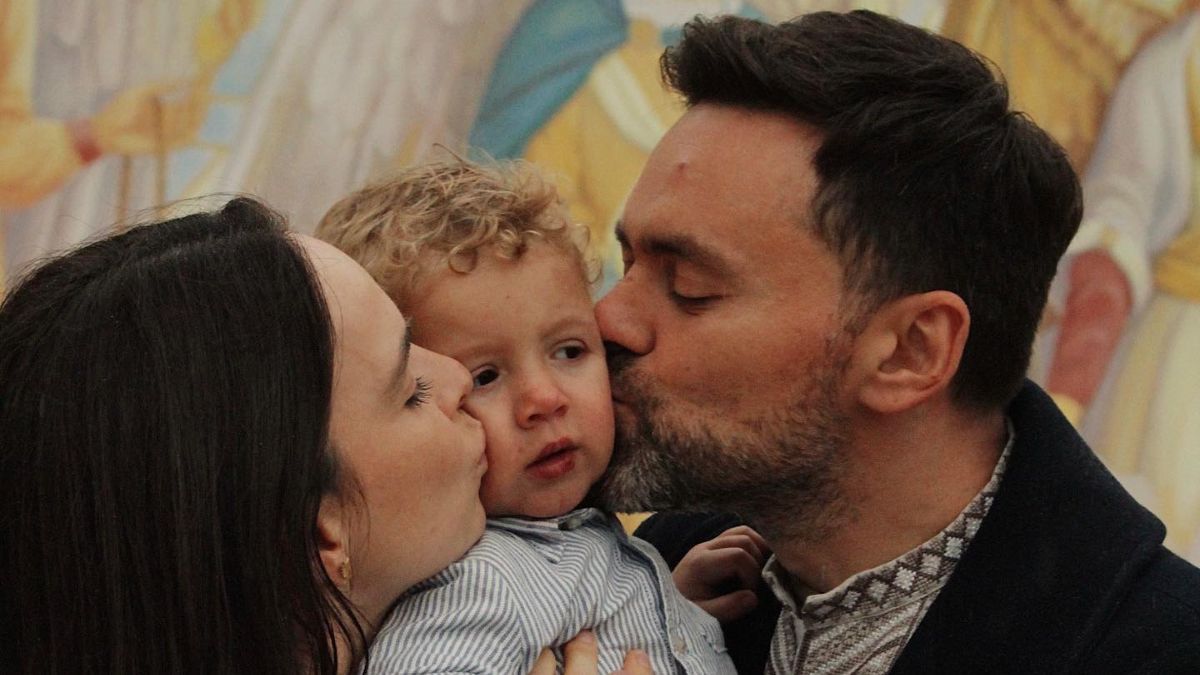 Подружжя Мірошниченків з сином Подружжя Мірошниченків з сином