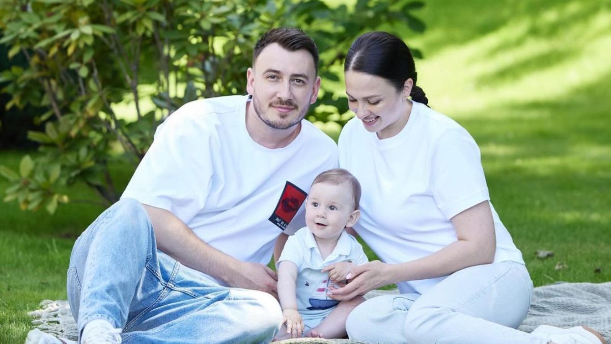 Ivan NAVI з дружиною та сином Ivan NAVI з дружиною та сином