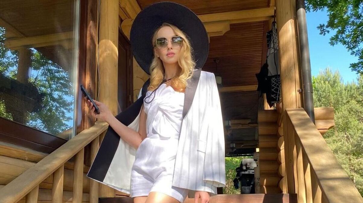 Оля Полякова  Оля Полякова