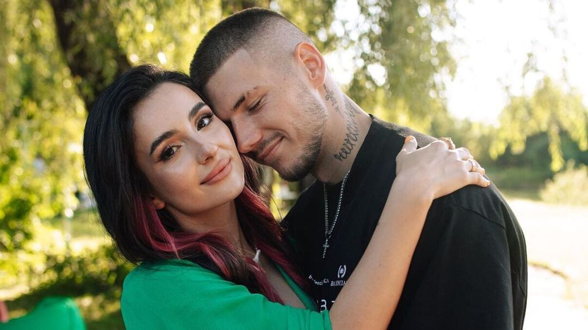 Анна Тринчер и Александр Волошин Анна Тринчер и Александр Волошин