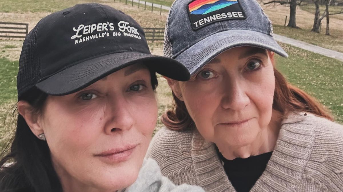 Шеннен Догерті з матір'ю Шеннен Догерті з матір'ю