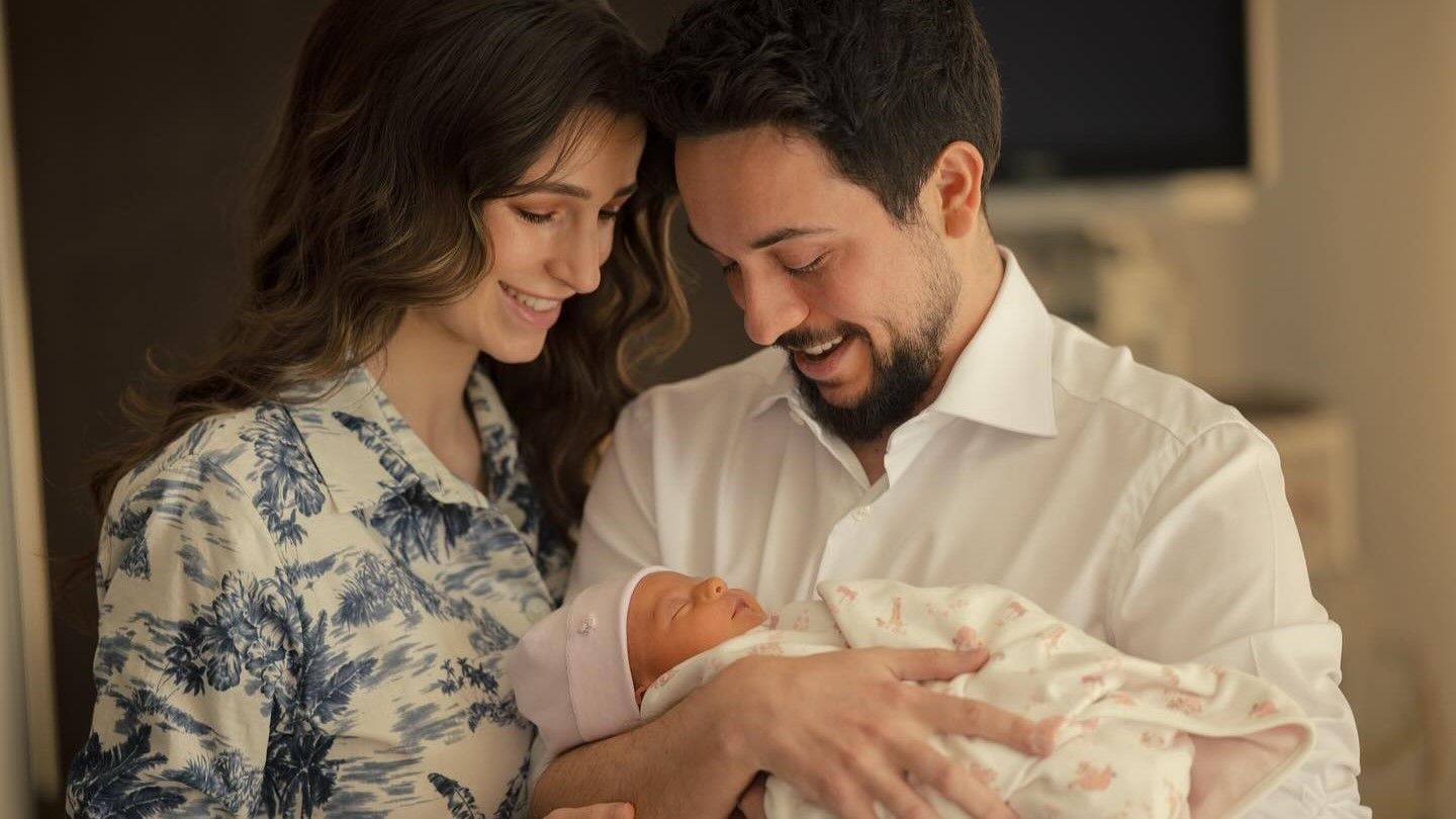 Принц і принцеса Йорданії з дитиною Принц і принцеса Йорданії з дитиною